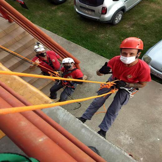 Bombeiros Voluntários Realizaram Treinamento em Técnicas de Resgate