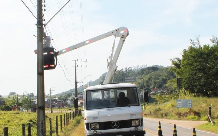 Prefeitura inicia revitalização do Sistema de Iluminação Pública