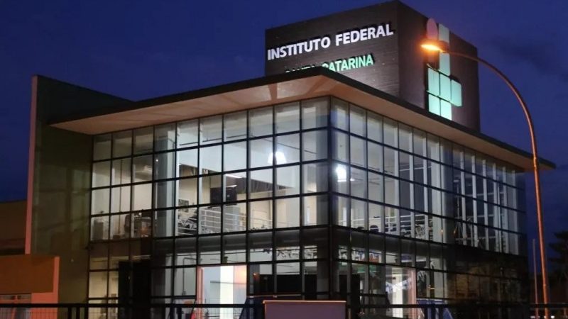 IFSC Tubarão oferece cursos gratuitos de qualificação profissional a distância