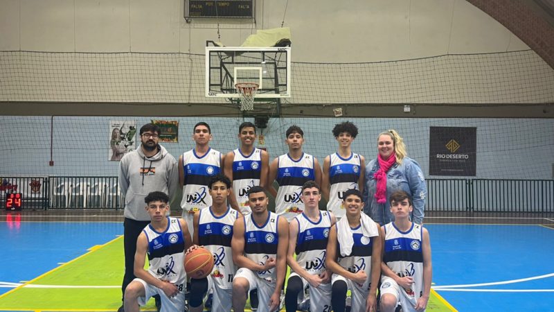 Equipe de basquete de Tubarão é destaque no Jesc