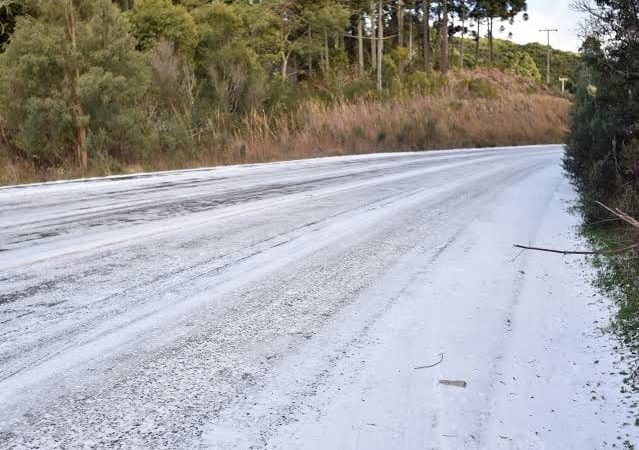 Previsão de neve é confirmada em SC com alerta para hipotermia e mínimas de -8°C