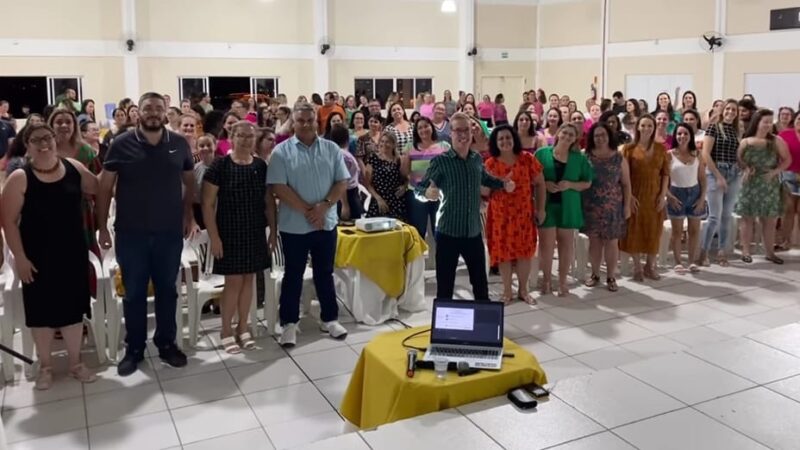 Palestra sobre autismo reúne pais e professores, em Sangão