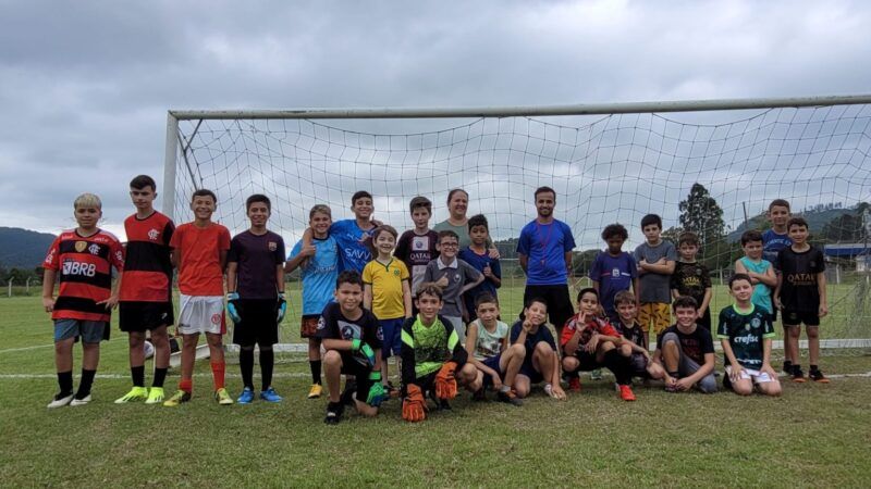 Escolinha de Futebol na comunidade de São Gabriel já é realidade