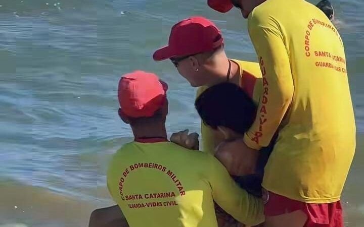 Um dia de inclusão e alegria na praia 