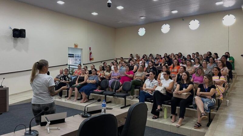 Professores da Rede Municipal de Jaguaruna Participam de Parada Pedagógica